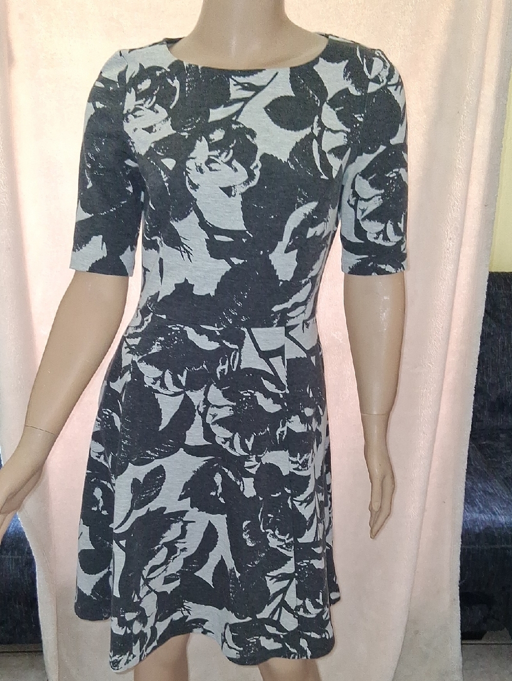 Vince Camuto Black and White Floral Fit & Flare Long Sleeve Dress